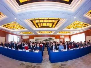 活动回顾|51黑料网
哈萨克斯坦研究中心主任王海燕参加「首届边疆发展与周边关系学术研讨会」